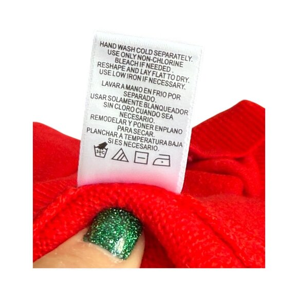 Vince Camuto Red and White LOVE Woman's Sweater Size Medium - Picture 7 of 9